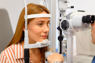 Lunettes de lecture : Pourquoi éviter de les acheter en pharmacie?