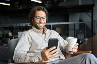 Lunettes de lecture : quand faut-il penser à en porter ?