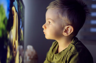 Que doit-on vérifier concernant la myopie de son enfant?