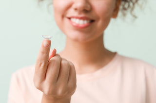 Lentilles cornéennes journalières ou mensuelles : quelle est la différence?