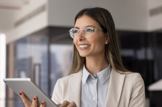 L'effet des lunettes sur la perception de confiance